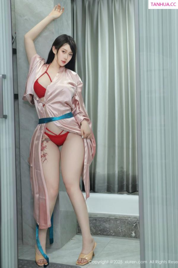   [XiuRen]高清写真图 2025.09.03 No.10724 李沁恩lrene 红色比基尼第15张图片